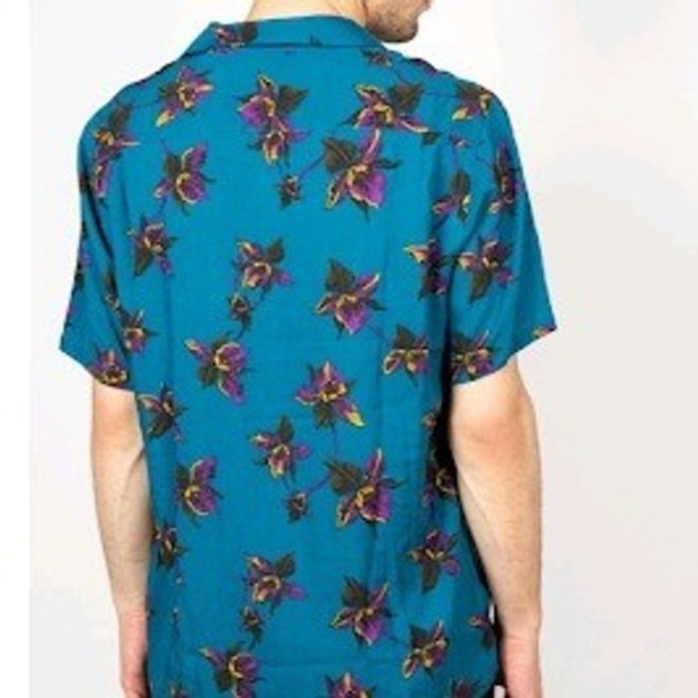 The Kooples Paris Men Blue Floral Short Sleeve Spread Collar Button Up XS NEW - Picture 2 of 9